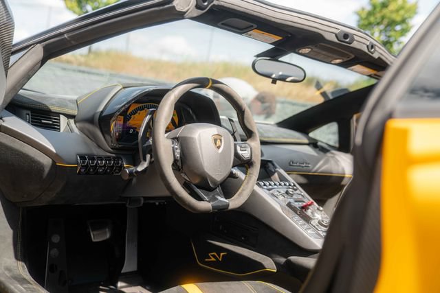 Used 2016 Lamborghini Aventador LP 750-4 Superveloce AWD/4WD image 39