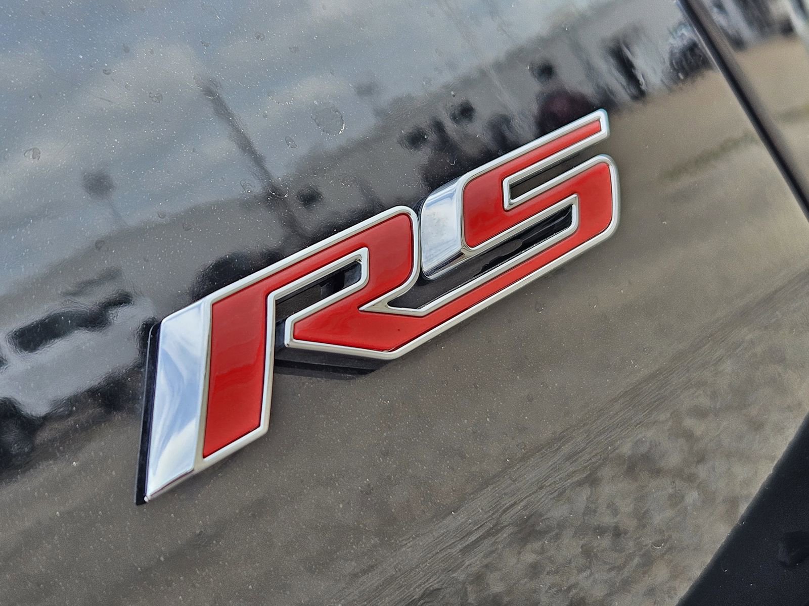 Used 2023 Chevrolet Traverse RS image 16