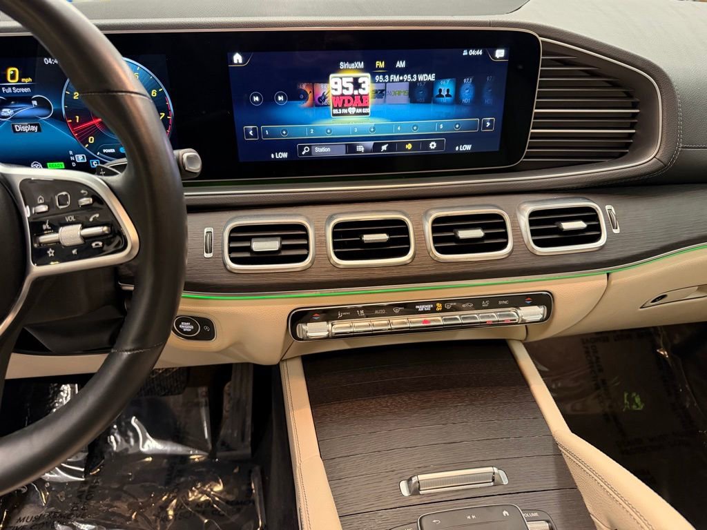 Used 2022 Mercedes-Benz GLS 450 4MATIC image 21