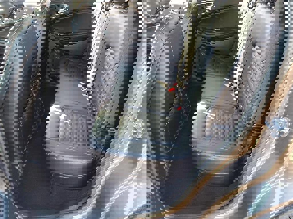 Certified 2019 Ford Edge SEL w/ Equipment Group 201A image 13