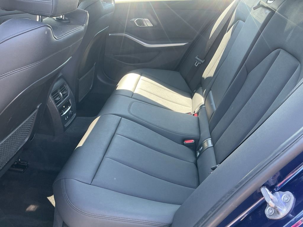 Used 2020 BMW 330i xDrive Sedan w/ Convenience Package AWD/4WD image 18