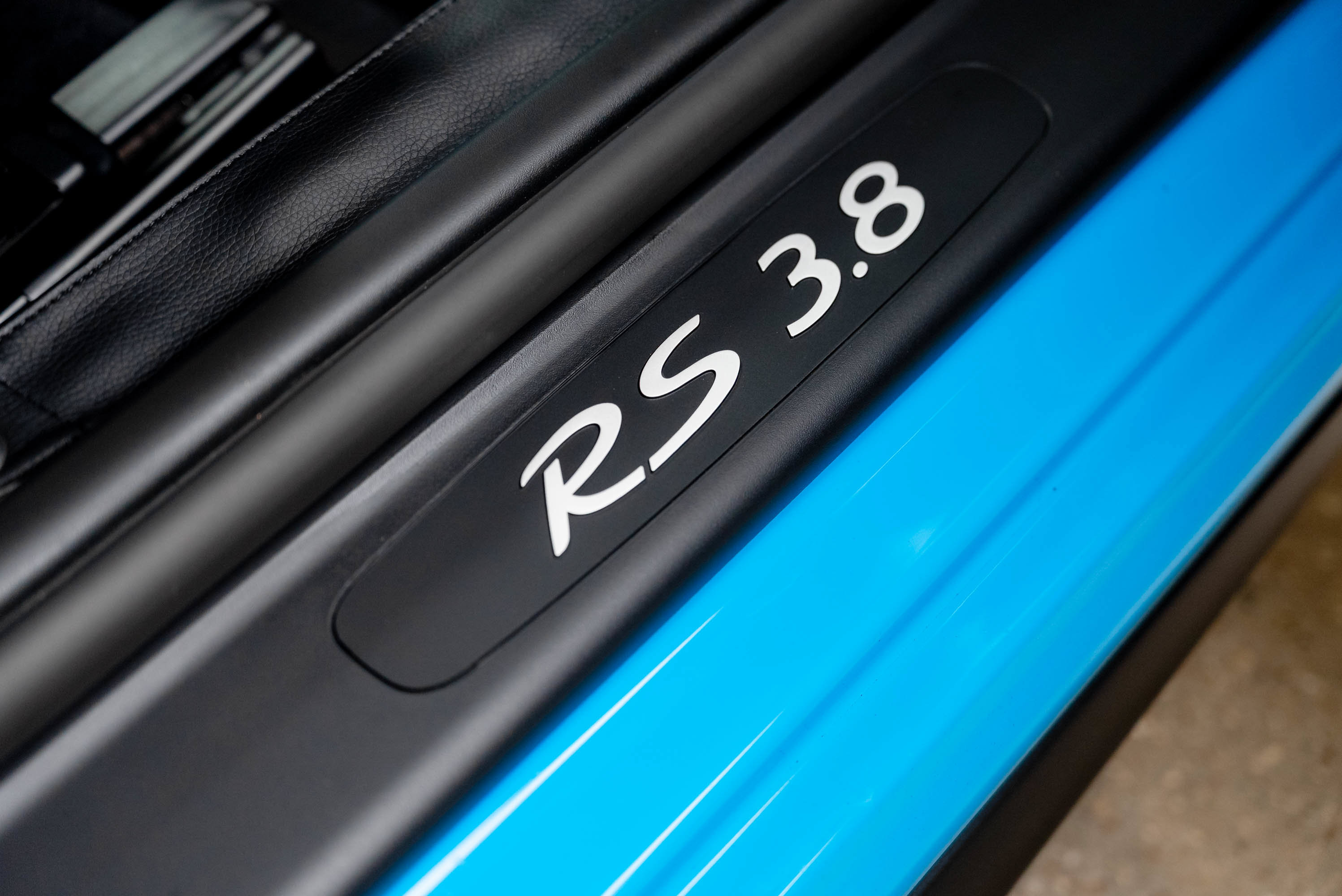 Used 2011 Porsche 911 GT3 RS RWD image 35