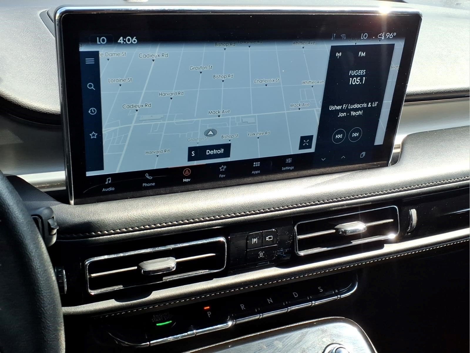 Used 2023 Lincoln Nautilus AWD w/ Premium Package image 23