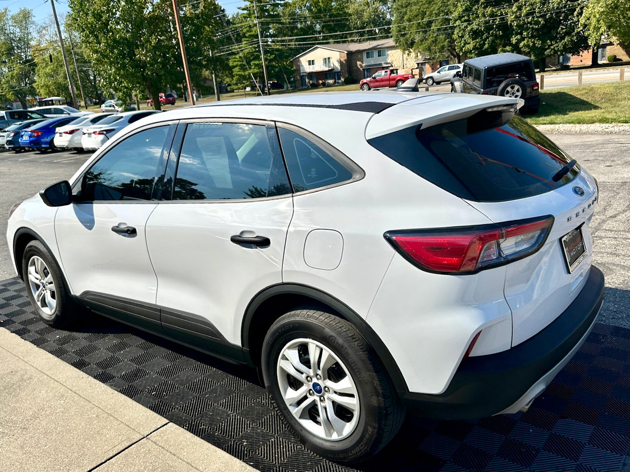 Used 2022 Ford Escape S image 3