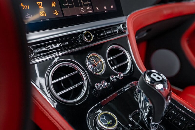 Used 2022 Bentley Continental GT AWD/4WD image 17
