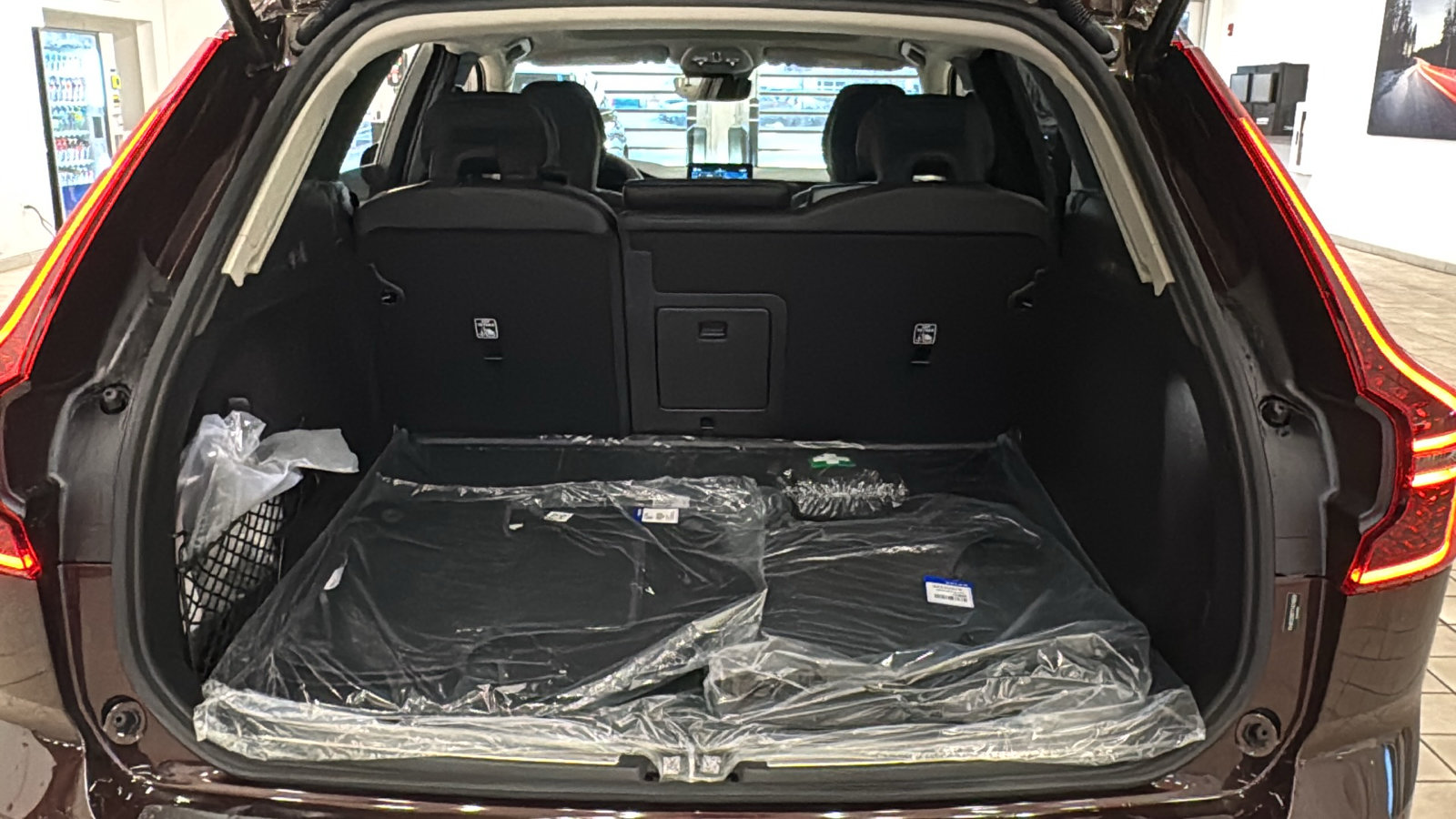 New 2026 Volvo XC60 B5 Ultra w/ Protection Package Premier AWD/4WD image 29