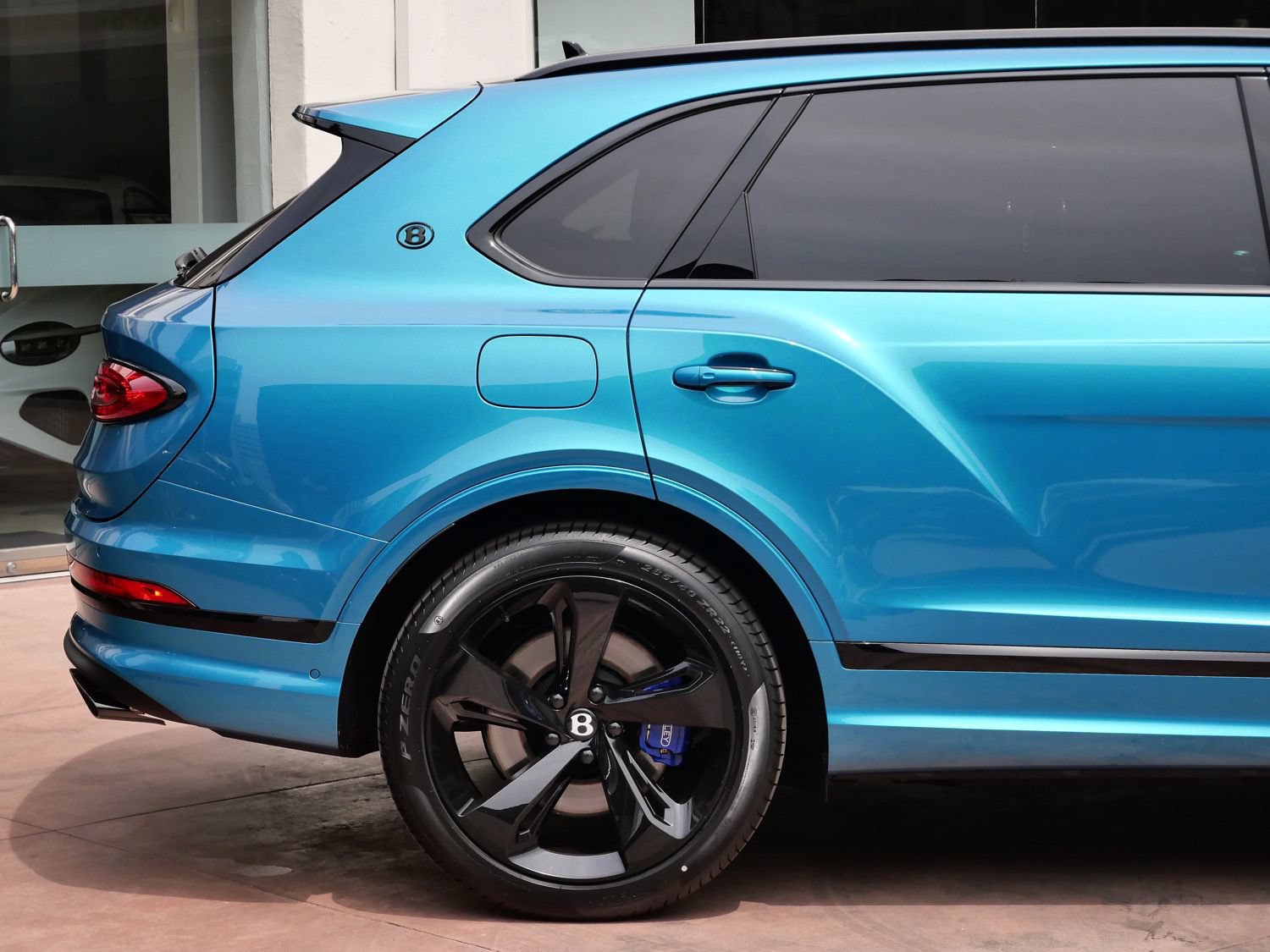 New 2026 Bentley Bentayga Extended Wheelbase AWD/4WD image 10