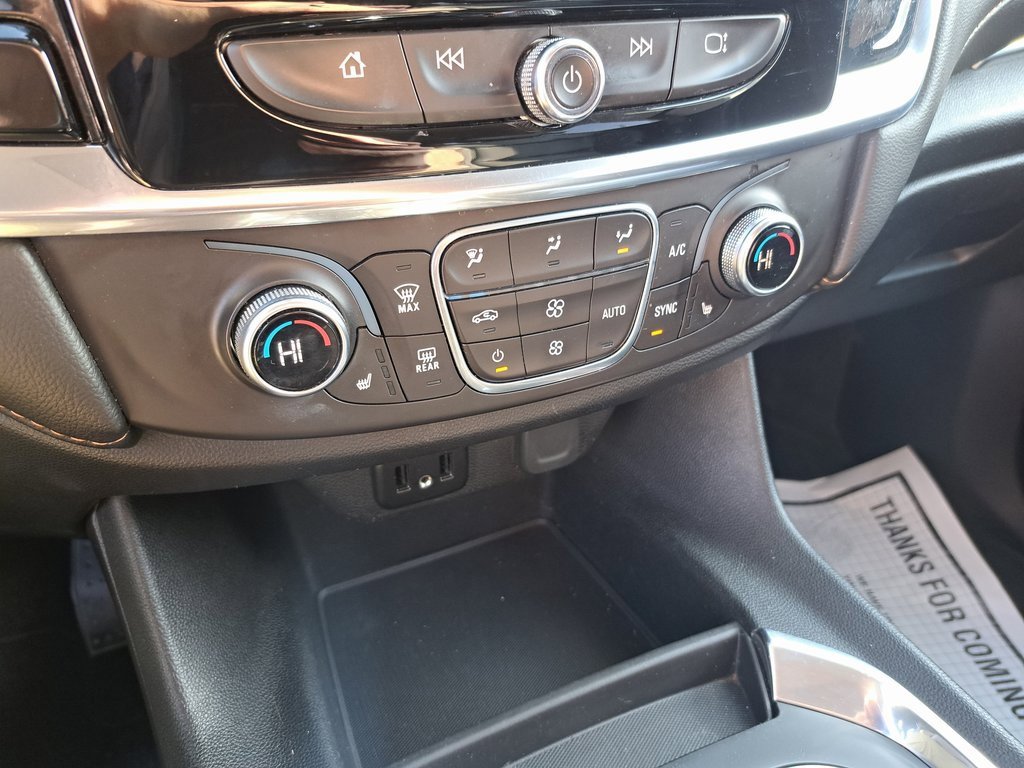 Used 2018 Chevrolet Traverse LT image 18