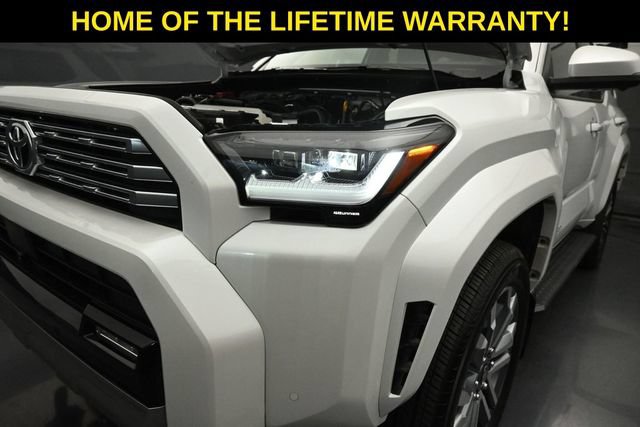 Used 2025 Toyota 4Runner Limited AWD/4WD image 47