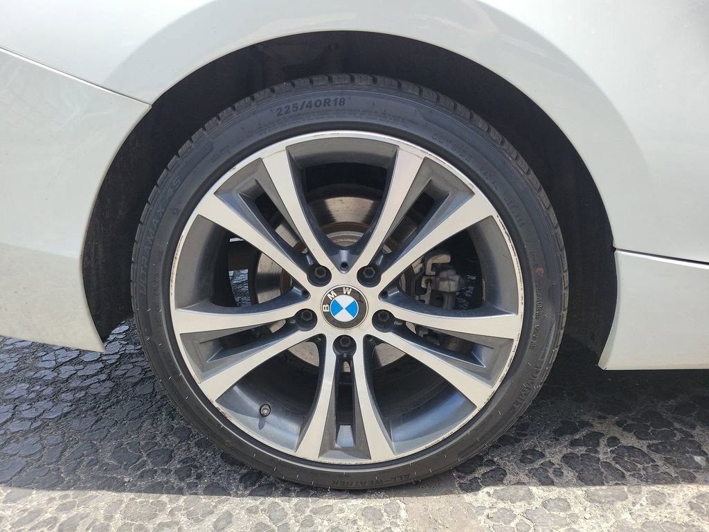 Used 2017 BMW 230i Convertible w/ Premium Package RWD image 5