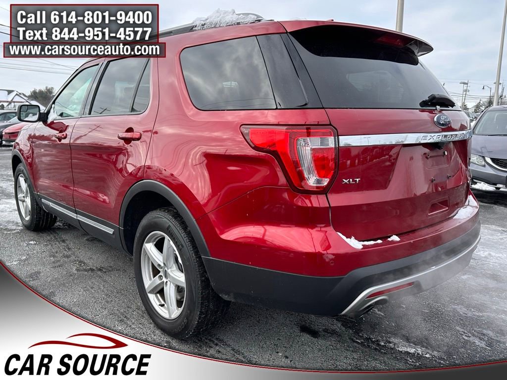 Used 2016 Ford Explorer XLT w/ Equipment Group 202A image 5
