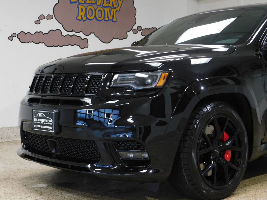 Used 2021 Jeep Grand Cherokee SRT image 18
