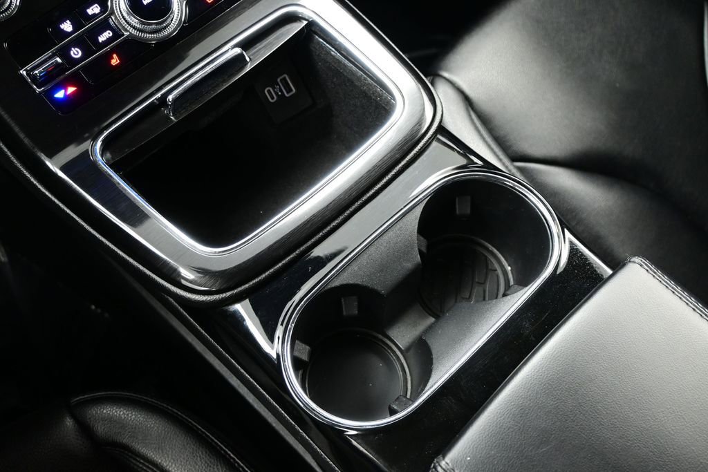 Used 2023 Lincoln Nautilus FWD w/ Premium Package image 22