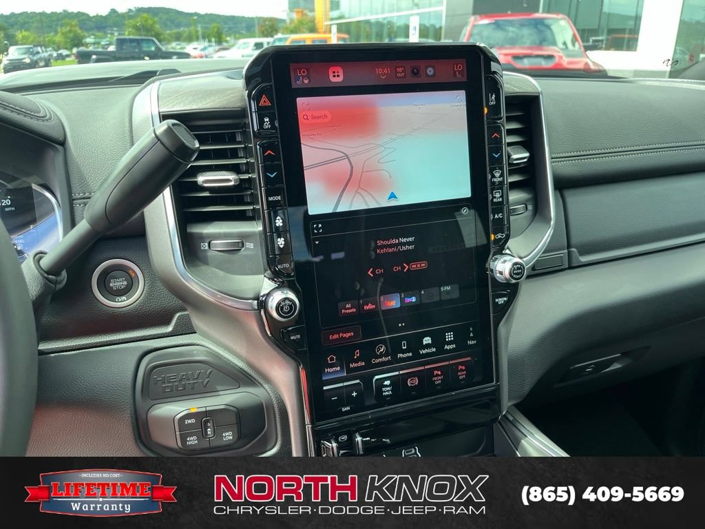 New 2026 RAM 2500 Laramie AWD/4WD image 11