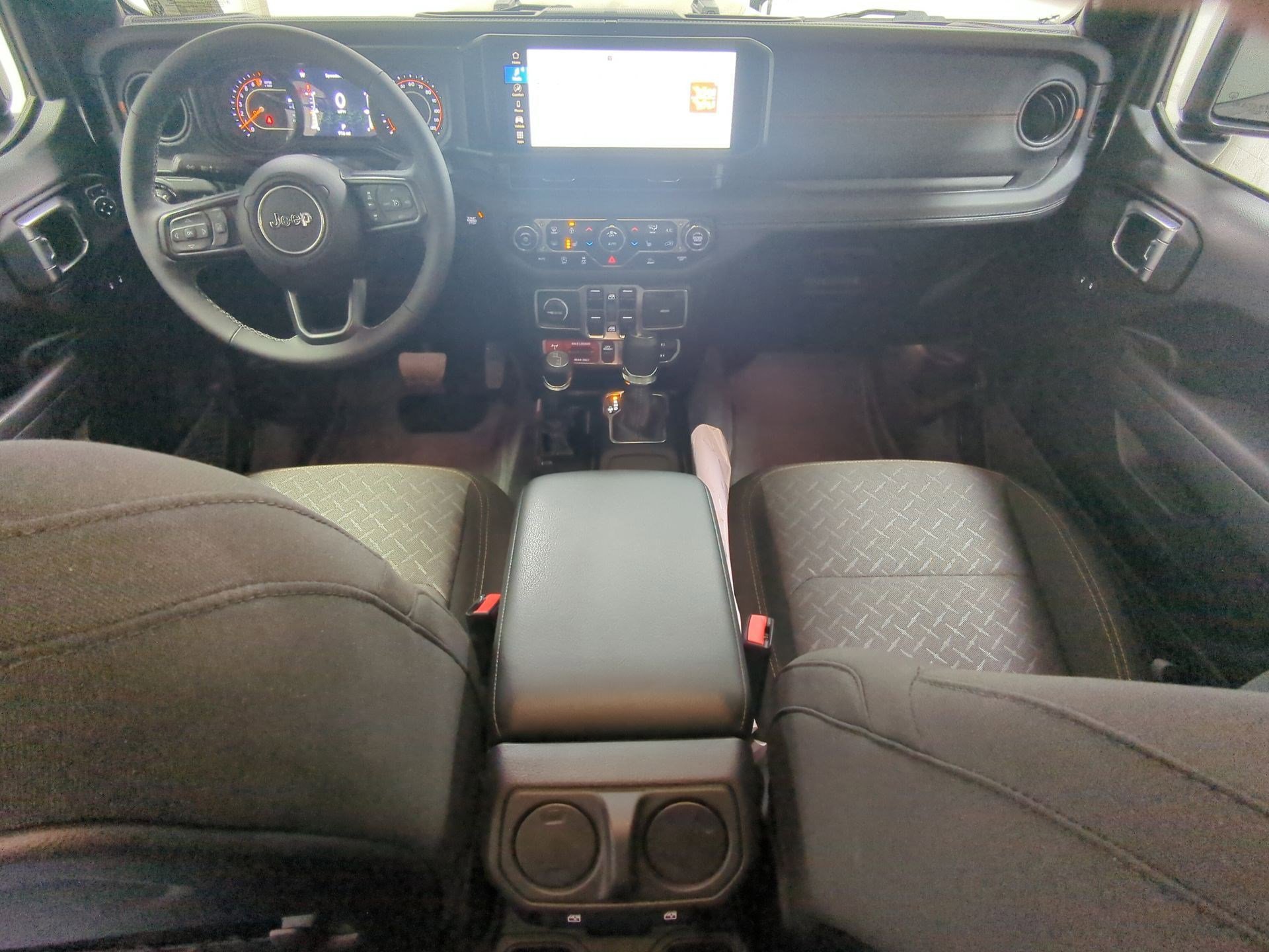 Certified 2025 Jeep Gladiator Mojave w/ Convenience Group image 18