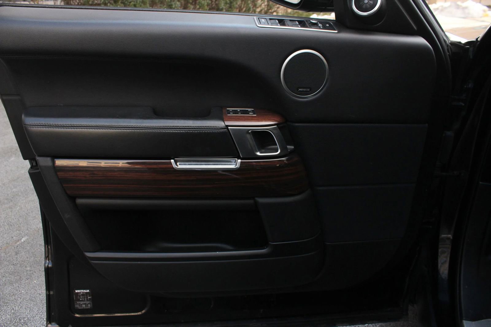 Used 2016 Land Rover Range Rover Supercharged AWD/4WD image 15