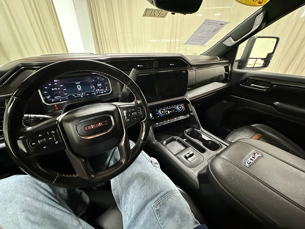 Used 2024 GMC Sierra 2500 AT4 w/ AT4 Premium Plus Package image 32