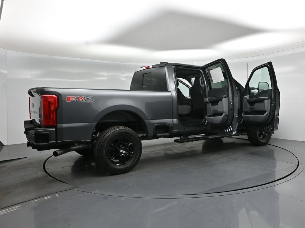 New 2026 Ford F250 XL w/ STX Appearance Package AWD/4WD image 5
