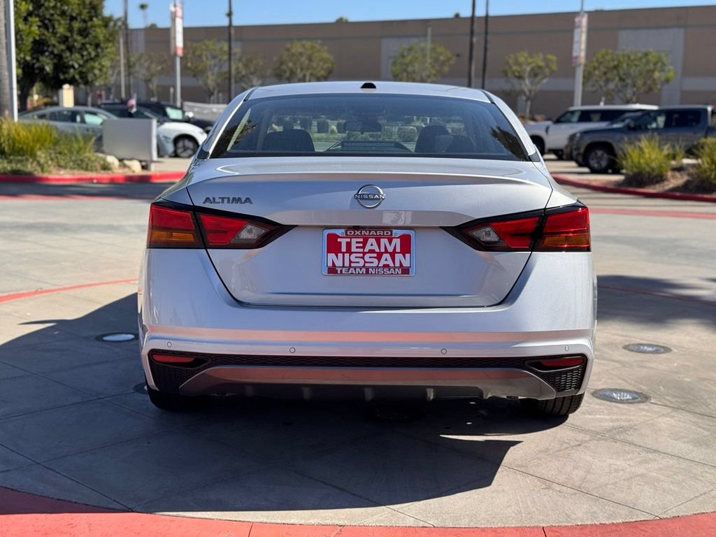 New 2026 Nissan Altima 2.5 SV FWD image 7