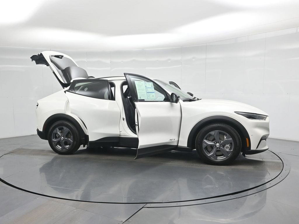 Certified 2023 Ford Mustang Mach-E Select image 34