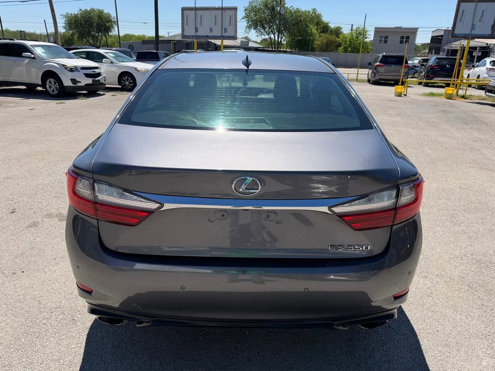 Used 2016 Lexus ES 350 w/ Premium Package w/Wood Trim FWD image 6