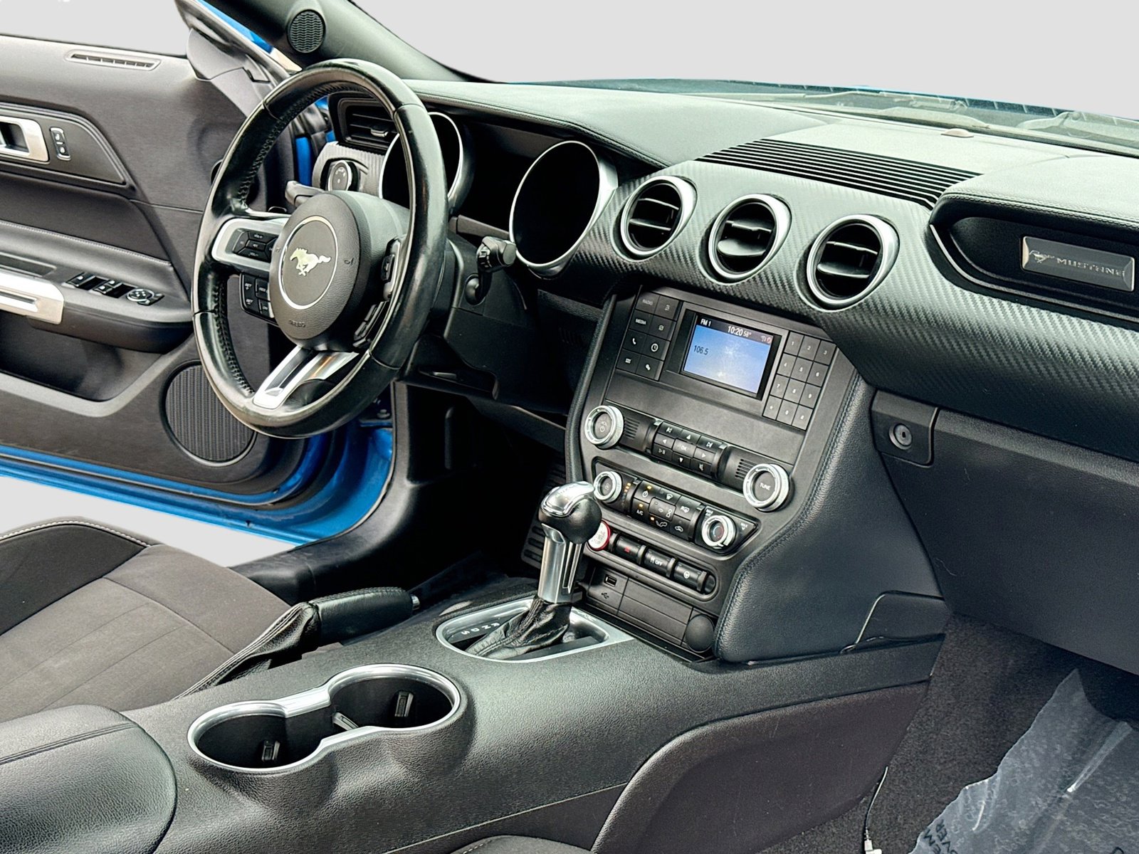 Used 2019 Ford Mustang Convertible RWD image 5
