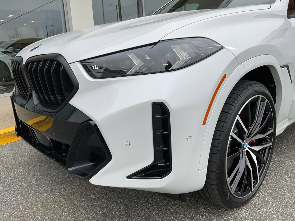 New 2026 BMW X6 xDrive40i image 26