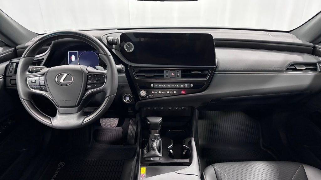 Used 2023 Lexus ES 350 Luxury w/ Accessory Package (Z1) image 2