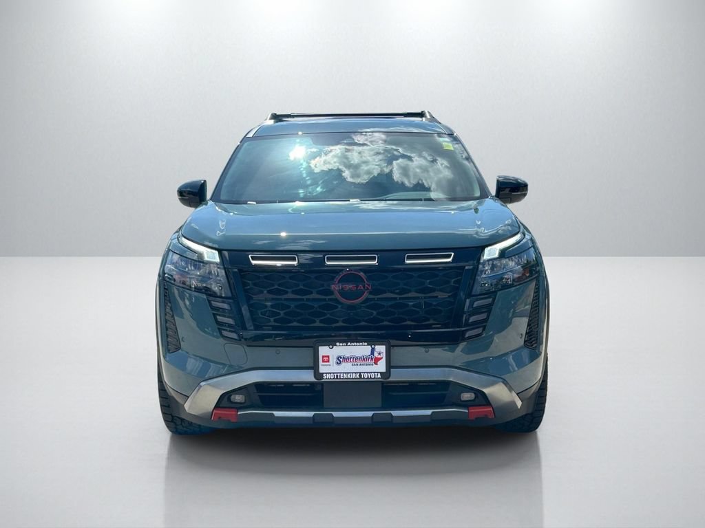 Used 2026 Nissan Pathfinder Rock Creek w/ Rock Creek Premium Package AWD/4WD image 2