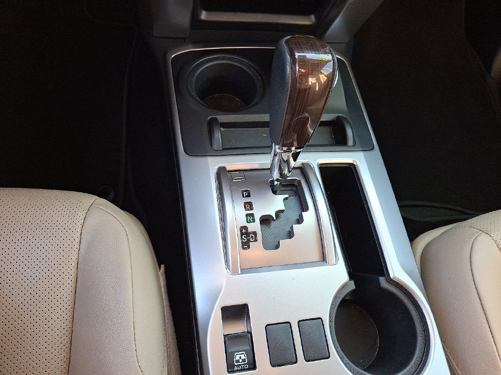 Used 2022 Toyota 4Runner Limited AWD/4WD image 17