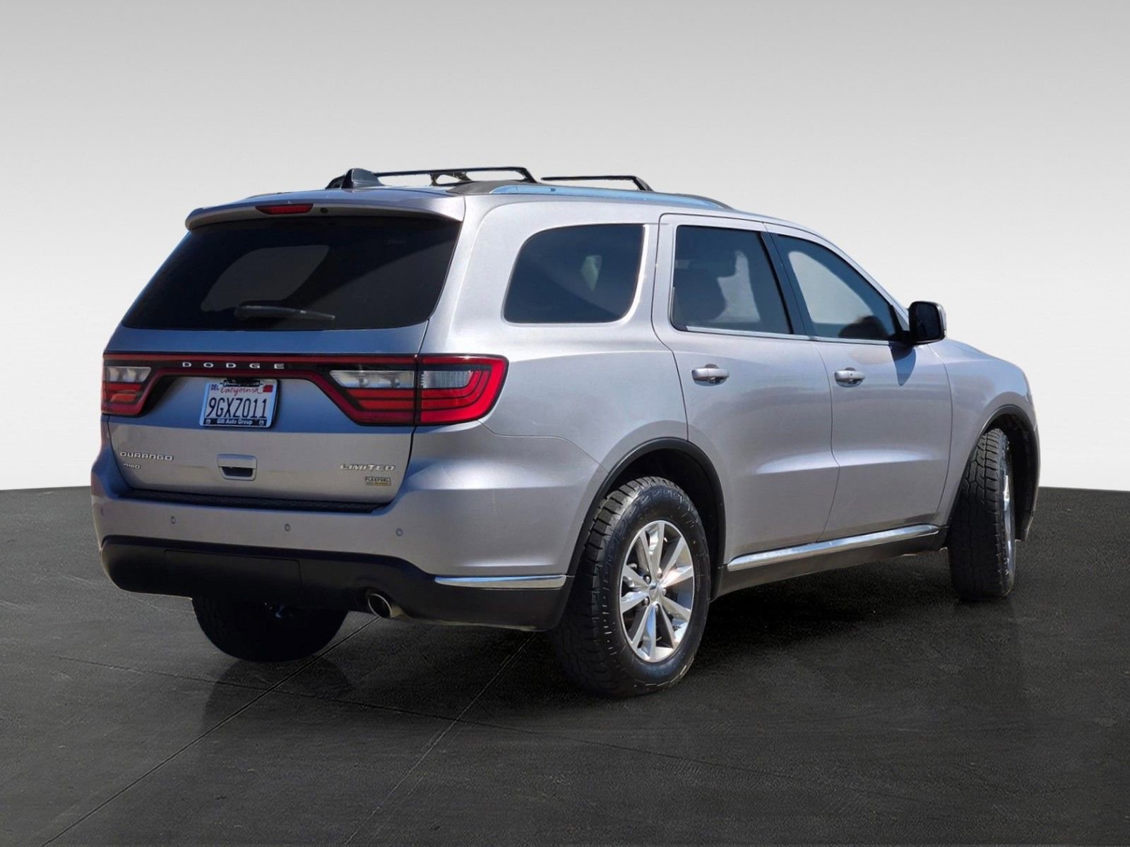 Used 2015 Dodge Durango Limited image 4
