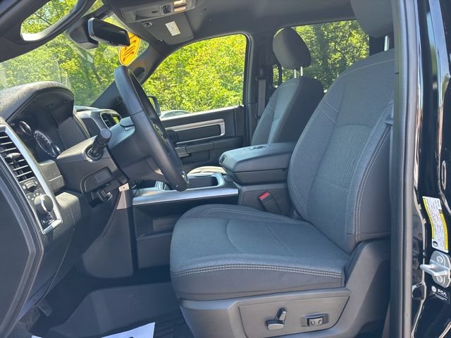 Used 2024 RAM 1500 Classic Warlock w/ Electronics Group AWD/4WD image 9