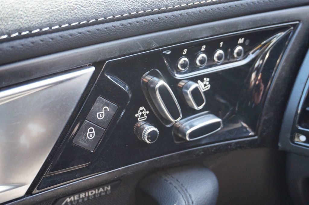 Used 2015 Jaguar F-TYPE S RWD image 24