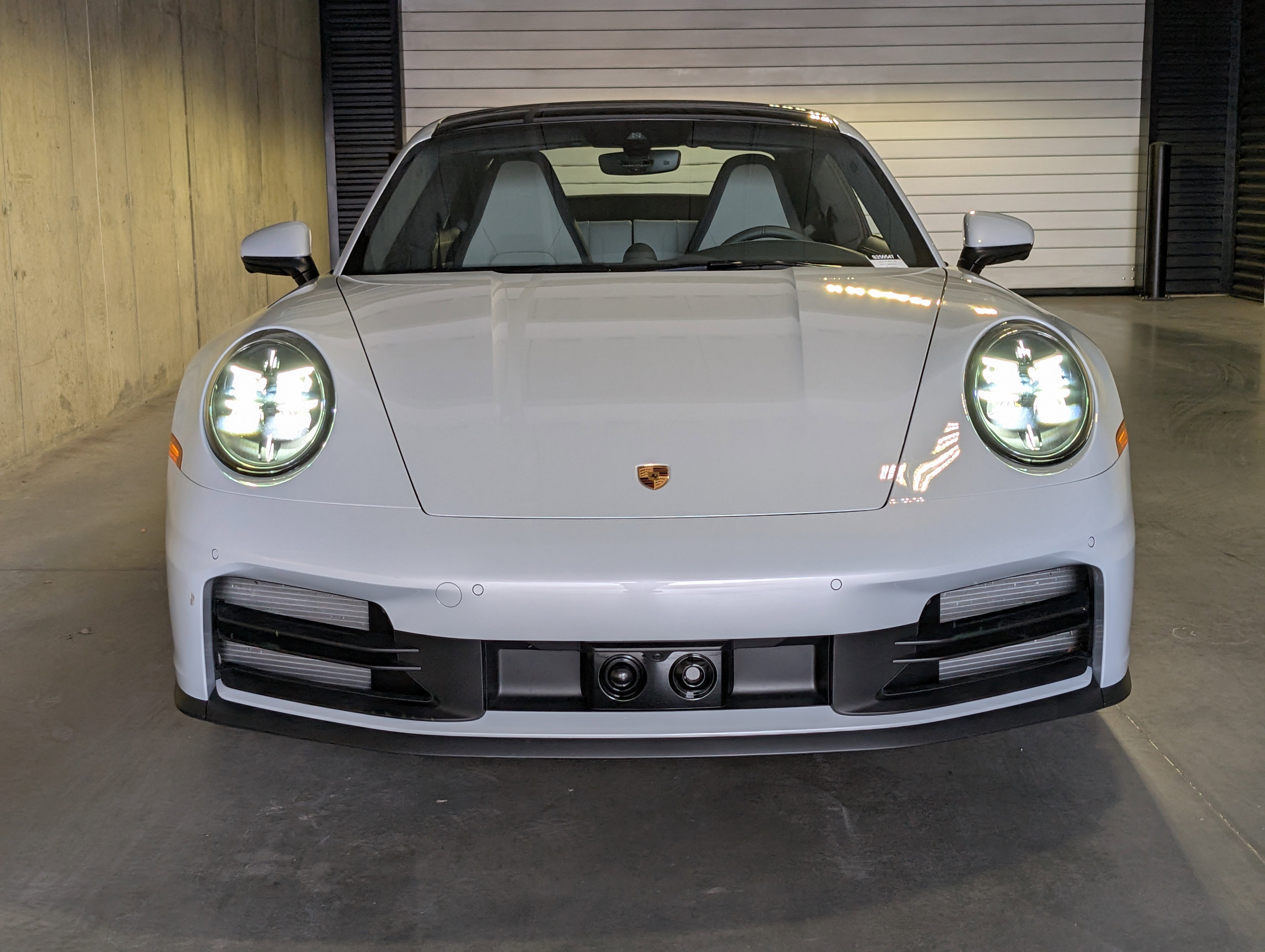 Certified 2025 Porsche 911 Carrera RWD image 9