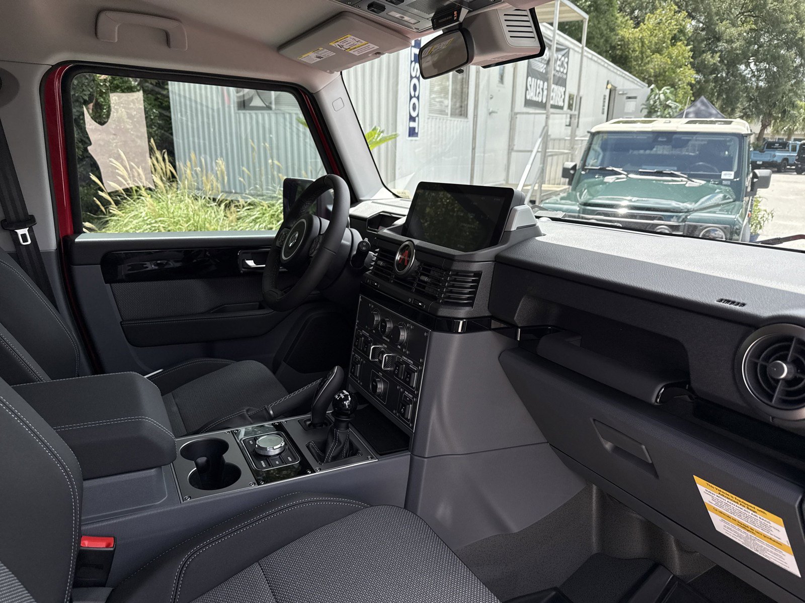 Used 2025 INEOS Grenadier Station Wagon AWD/4WD image 34