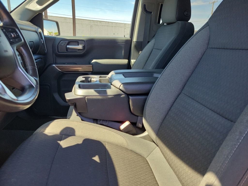 Used 2020 Chevrolet Silverado 1500 LT w/ Fleet Comfort Package AWD/4WD image 18