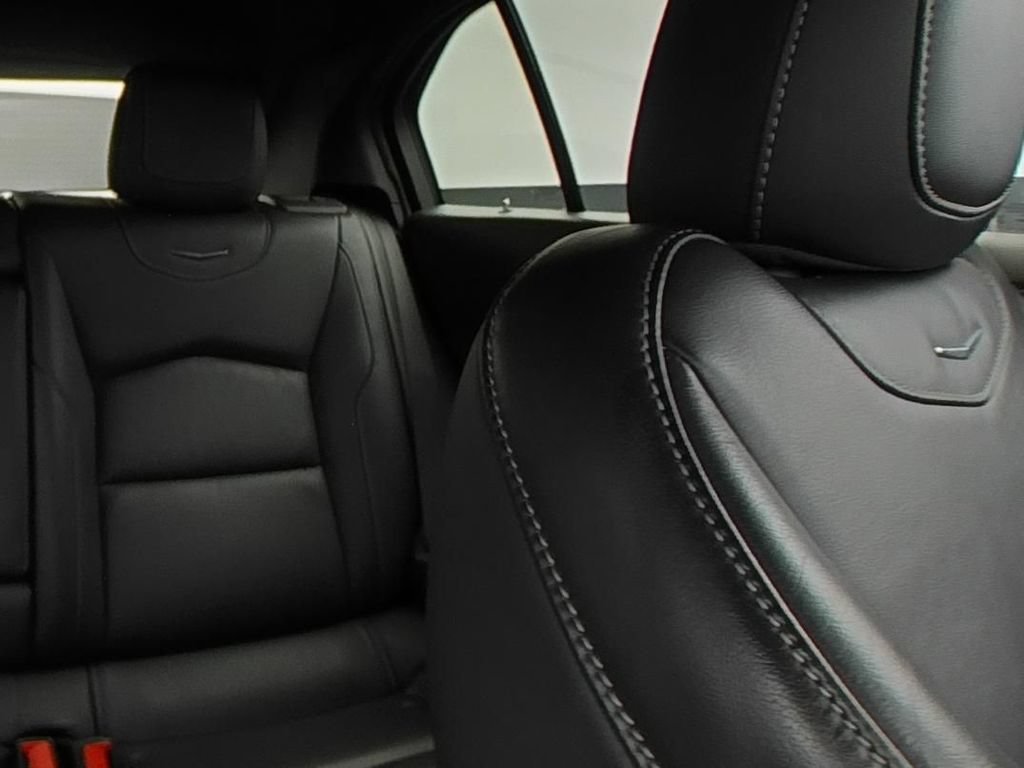 Used 2024 Cadillac XT4 Premium Luxury FWD image 14
