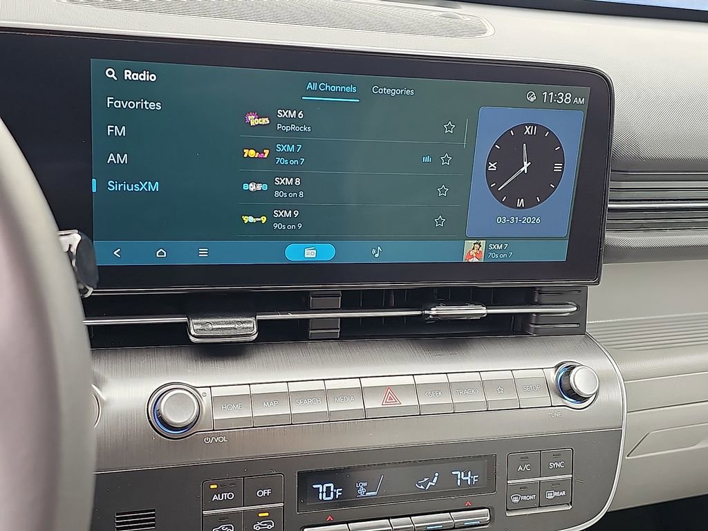 Used 2025 Hyundai Kona SEL image 17