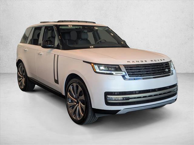 Used 2026 Land Rover Range Rover SE AWD/4WD image 3