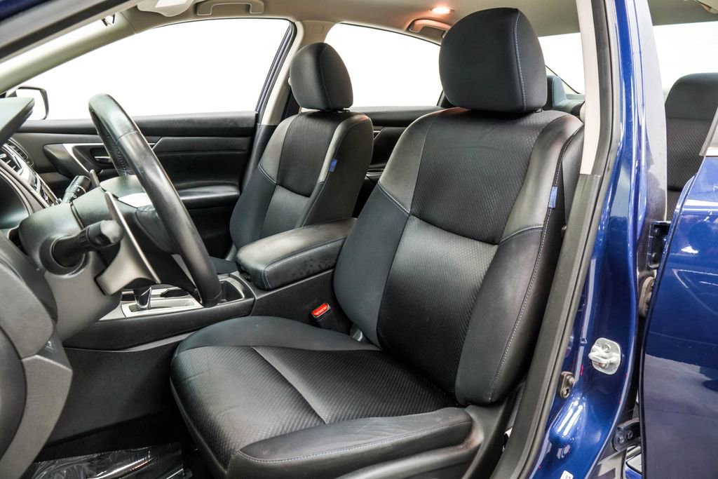 Used 2016 Nissan Altima 3.5 SR FWD image 15
