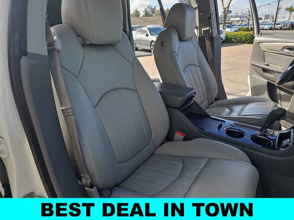Used 2015 Chevrolet Traverse LTZ image 10