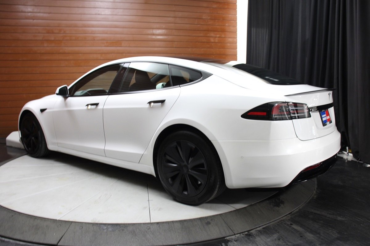 Used 2022 Tesla Model S Plaid AWD/4WD image 19