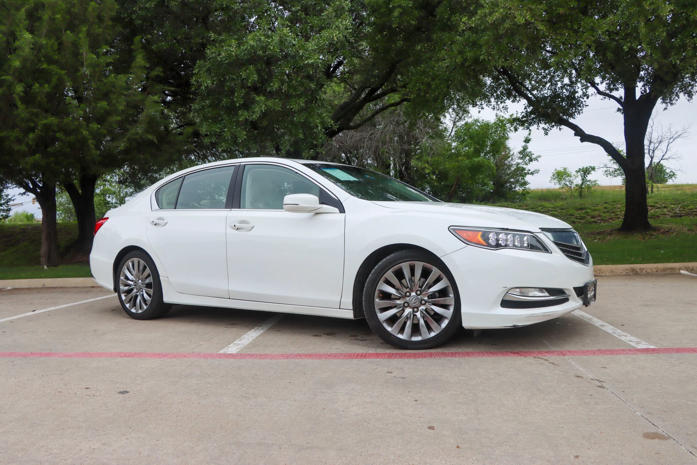 Used 2017 Acura RLX w/ Technology Package FWD image 1