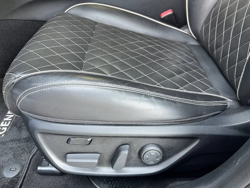 Used 2019 Genesis G70 2.0T Advanced w/ Sport Package AWD/4WD image 6