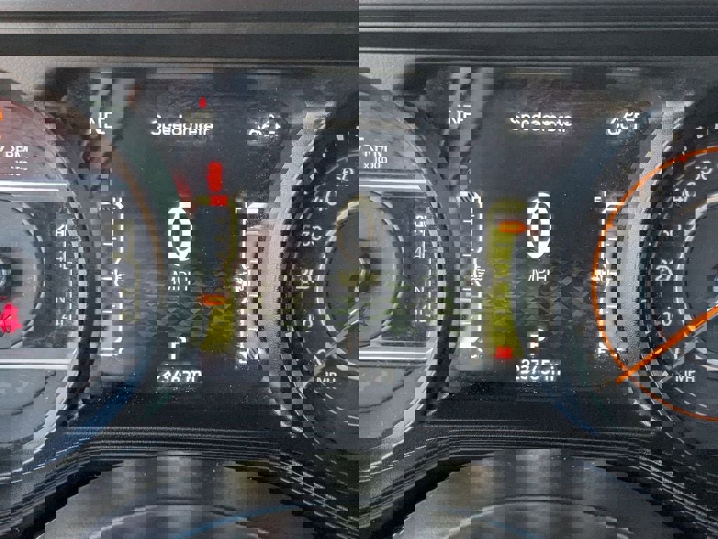 Used 2025 Jeep Wrangler Unlimited Rubicon image 18