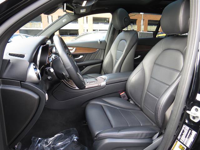 Certified 2021 Mercedes-Benz GLC 300 4MATIC w/ AMG Line image 19