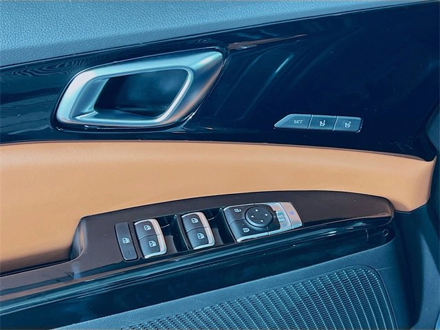 Used 2024 Kia Carnival SX image 12