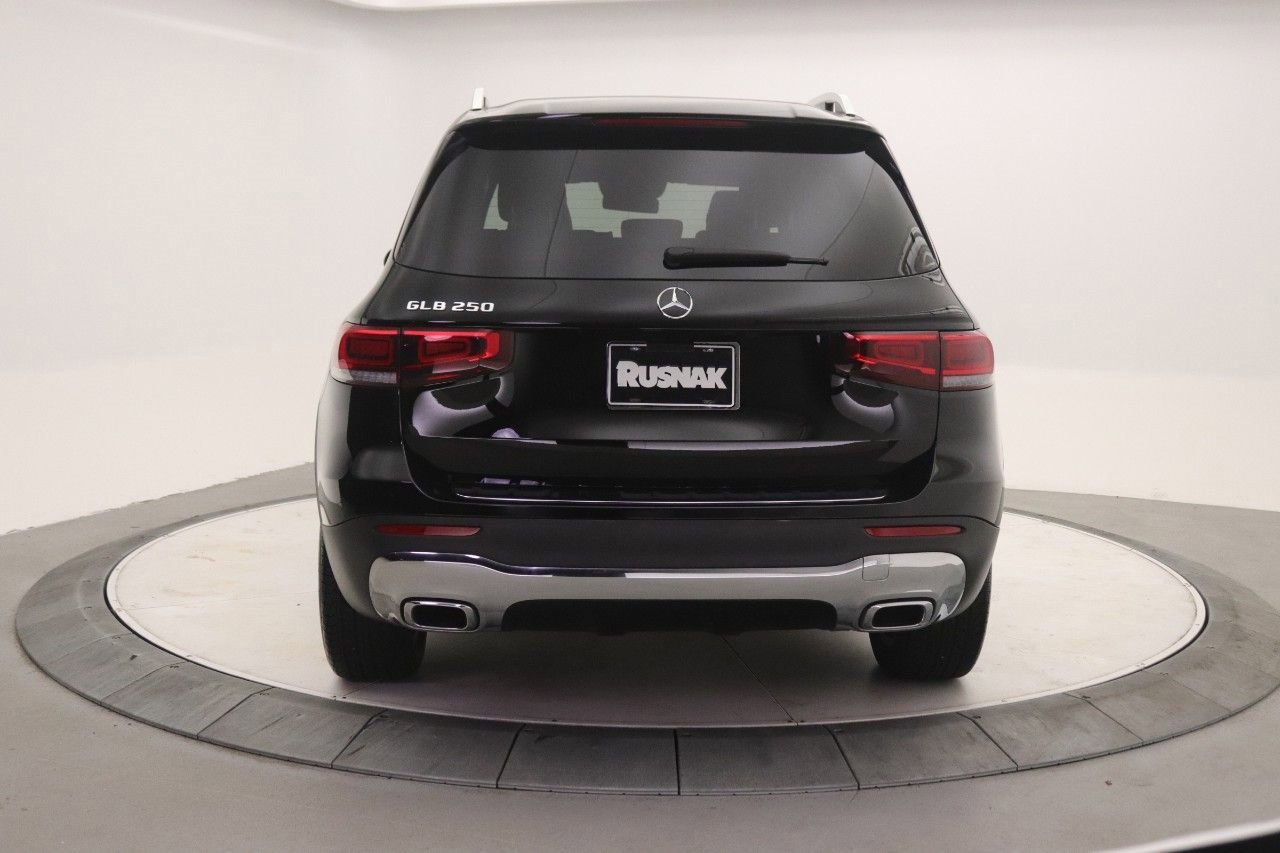 Certified 2023 Mercedes-Benz GLB 250 image 6