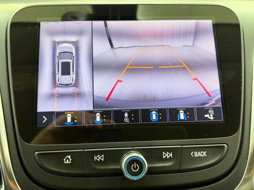 Used 2021 Chevrolet Equinox Premier AWD/4WD image 25