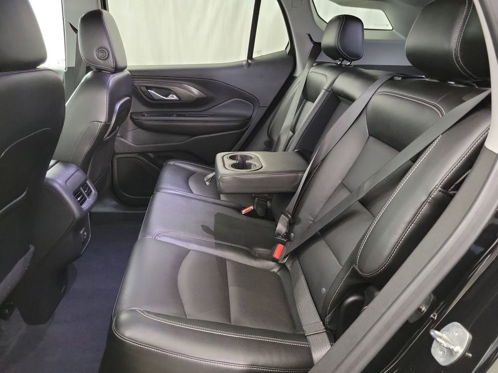 Certified 2023 GMC Terrain SLT image 9